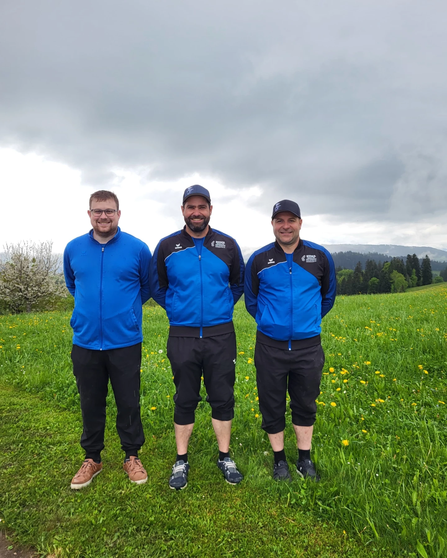 Meisterschaftsrunde in der Höhe 

Heute durften wir auf dem wunderschönen Platz …